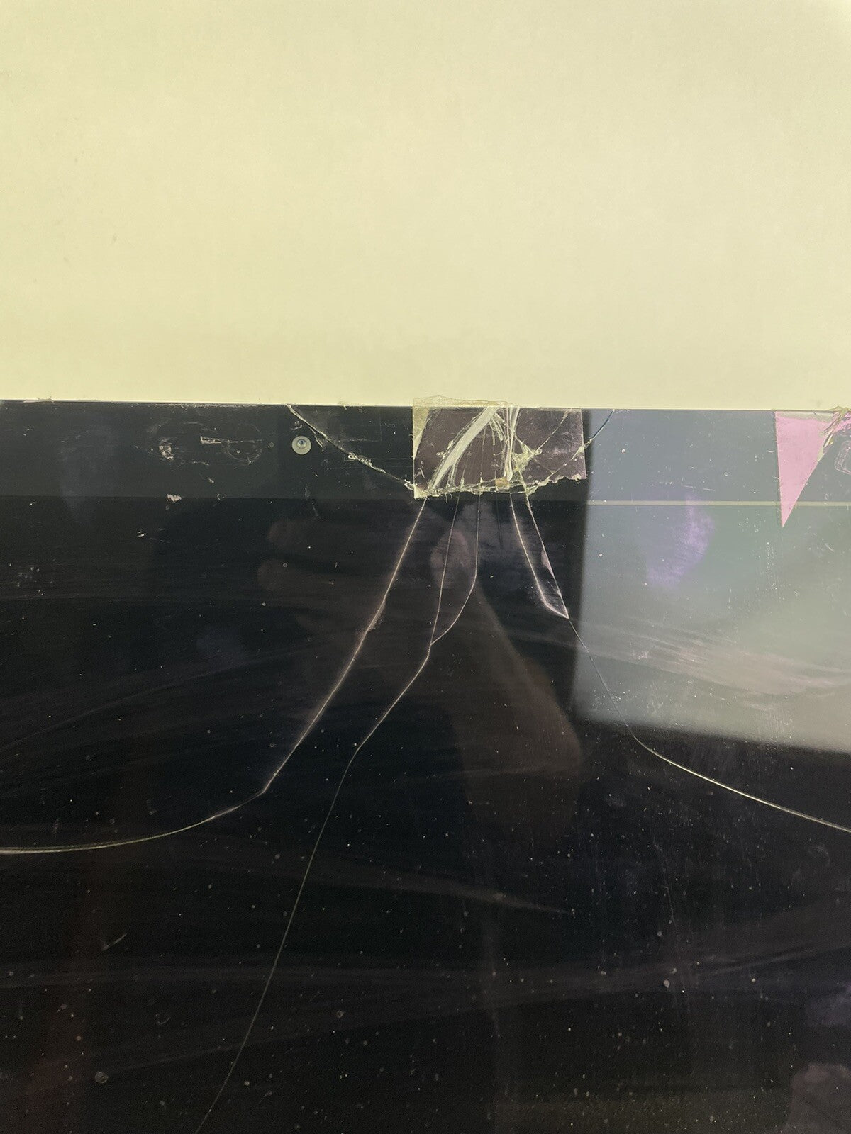 Apple iMac A1418 2.7 GHZ Core i5 21.5" - FOR PARTS OR REPAIR Crack Screen