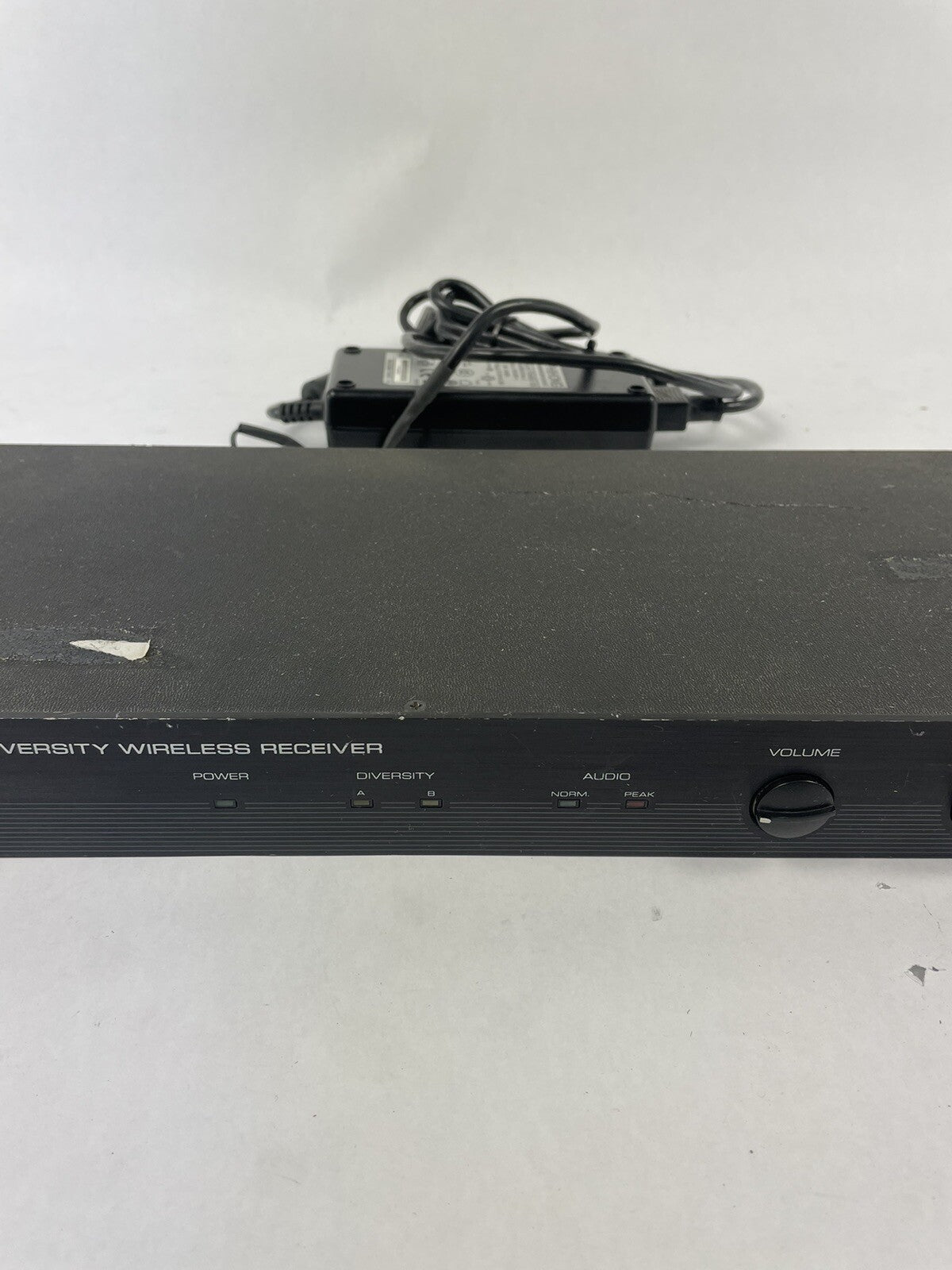 Shure Brothers L4-W 171-845 MHz Wireless Marcad Diversity Receiver