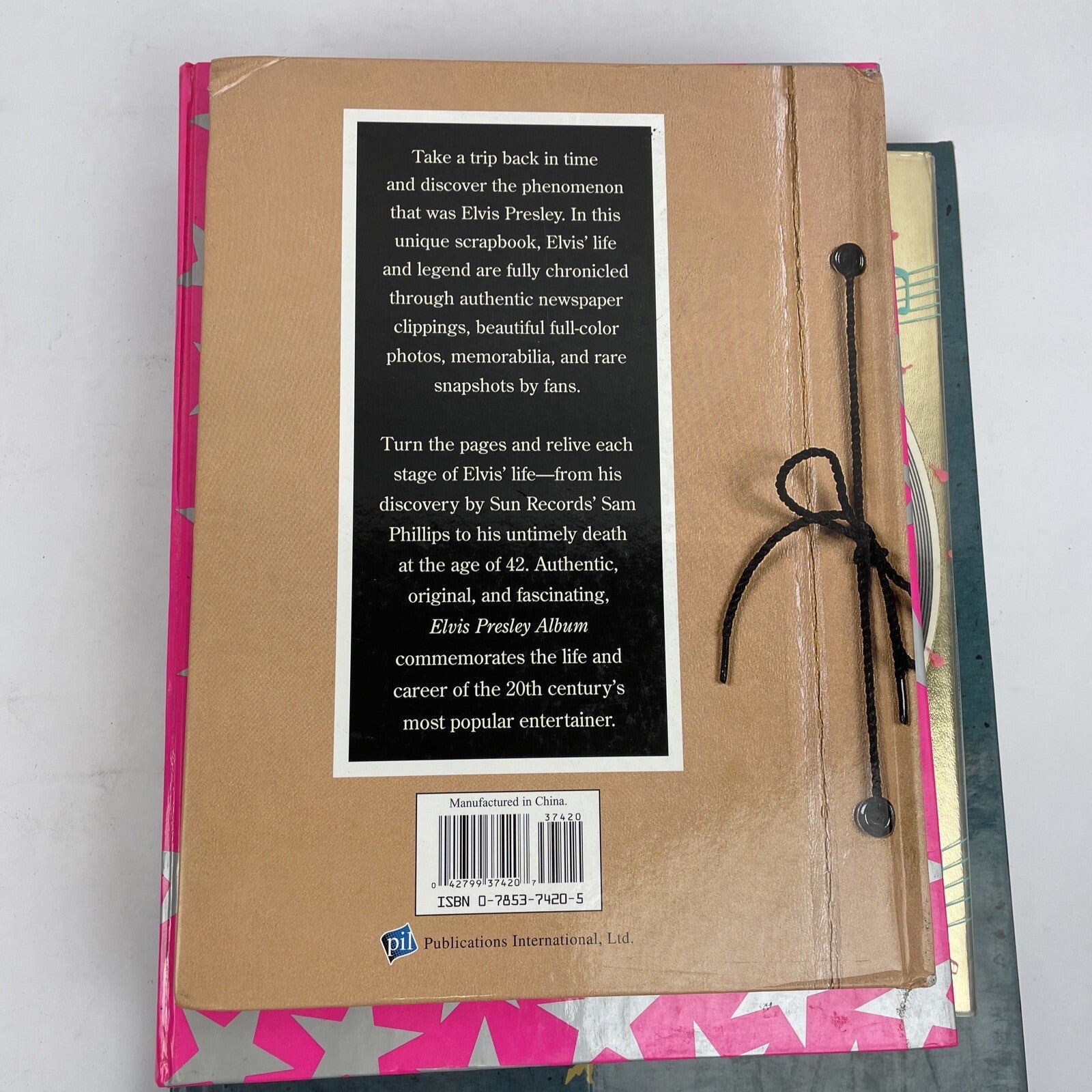 7 x ELVIS PRESLEY BOOK LOT Hollywood, All American, Album, Stars, World, Tribute