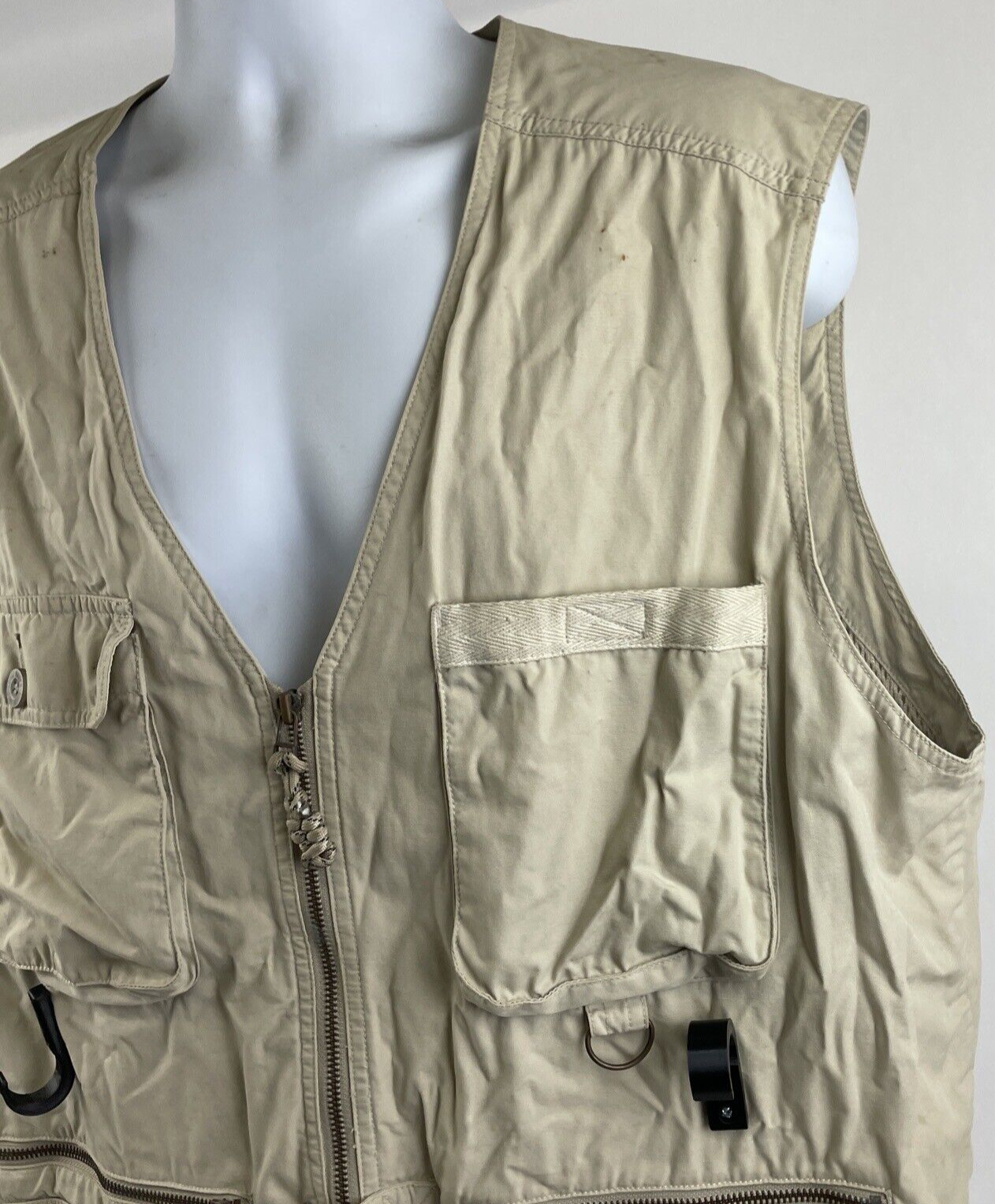 Men's Eddie Bauer Outdoor Vest Size LARGE Fishing Photo Hunting Hiking Beige