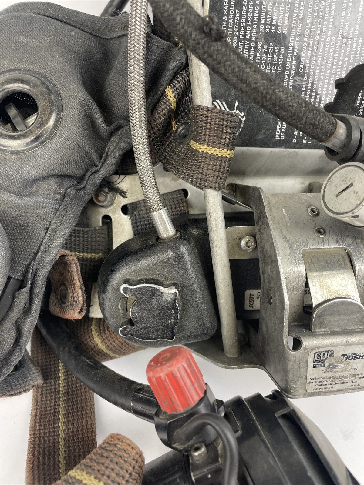 SCOTT SAFETY 4.5 4500 SCBA Air Pack Harness EZ-Flow Air Pak Plus w Sensor LOOK