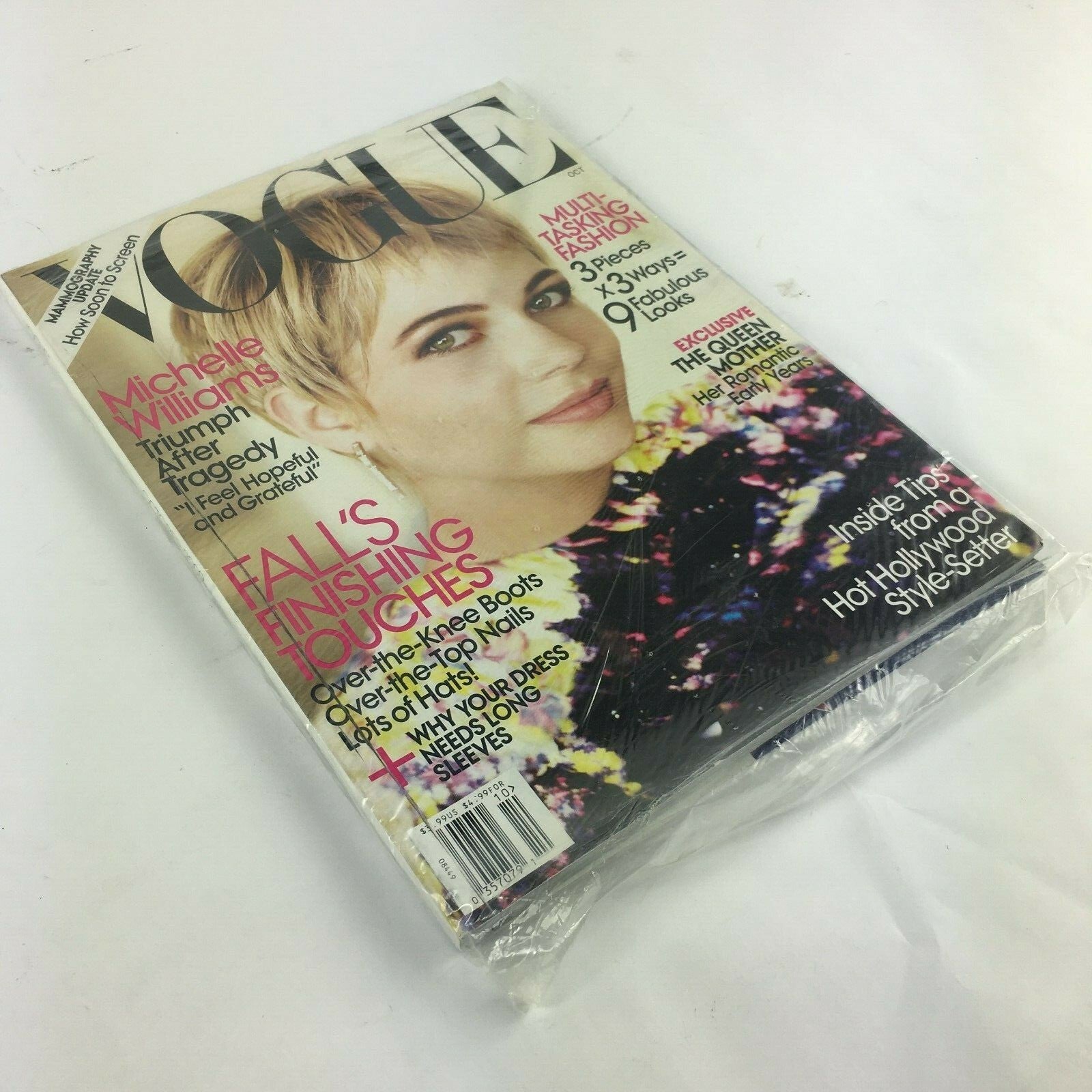 October 2010 Vogue Magazine Fall's Finishing Touches Michelle Williams