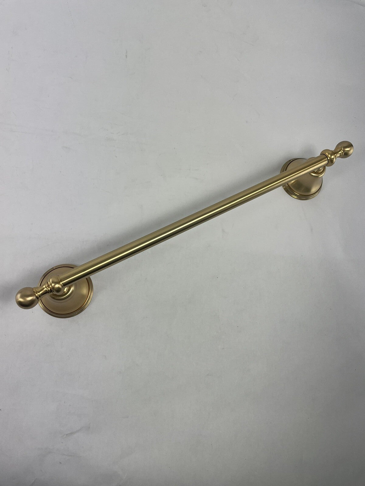Jado Towel Bar 18” new classic Bathroom Towel Holder Wall Mounted Bronze