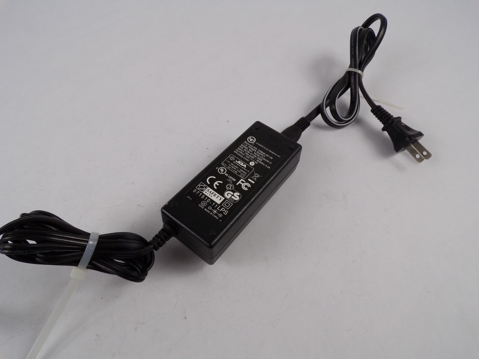 Genuine LEI Leader NU30-4120250-13 Output 12 V 2.5 A Power Supply Adapter A00