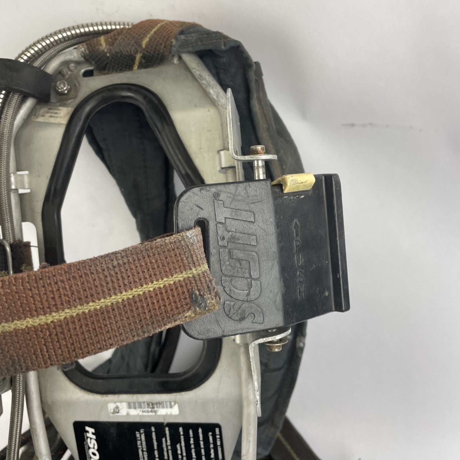 SCOTT SAFETY 4.5 4500 SCBA Air Pack Harness EZ-Flow Air Pak Plus with Sensor R