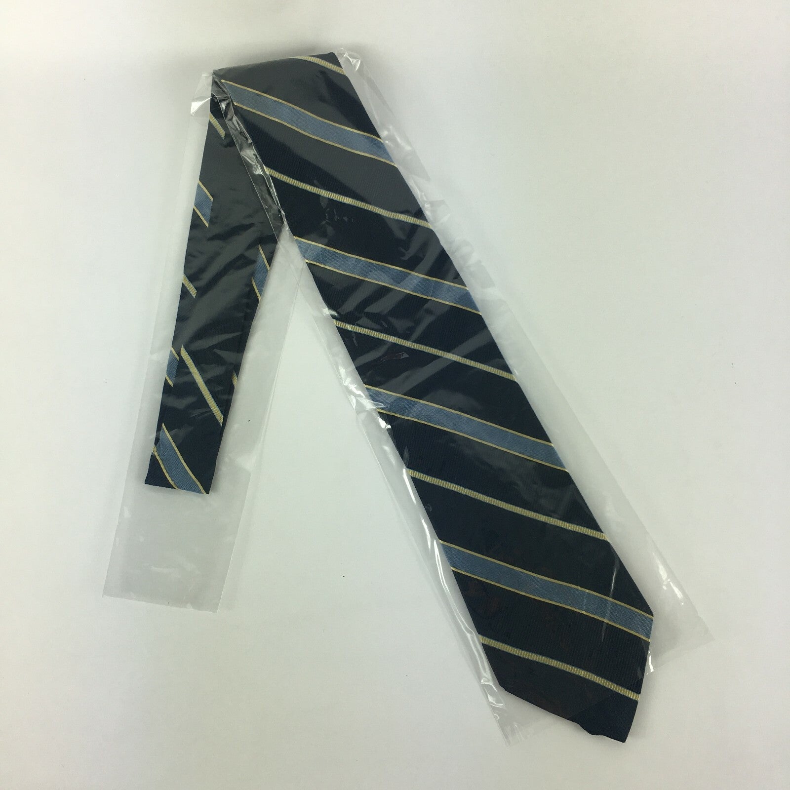 Genuine Tommy Hilfiger AllSilk Handmade Stylish Formal/Casual Tie Multi Coloured
