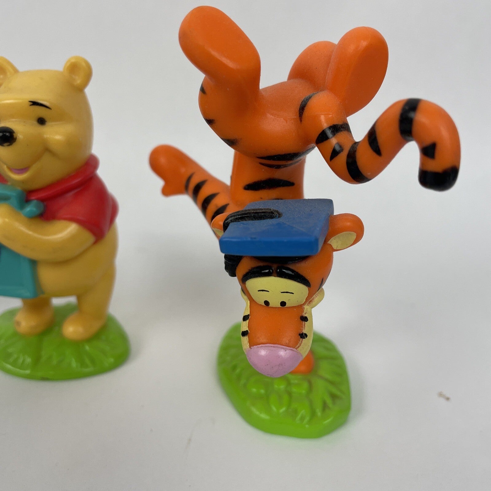 Winnie The Pooh Mini Small Figures Piglet, Tigger, Eeyore Lot Of 4 Topper