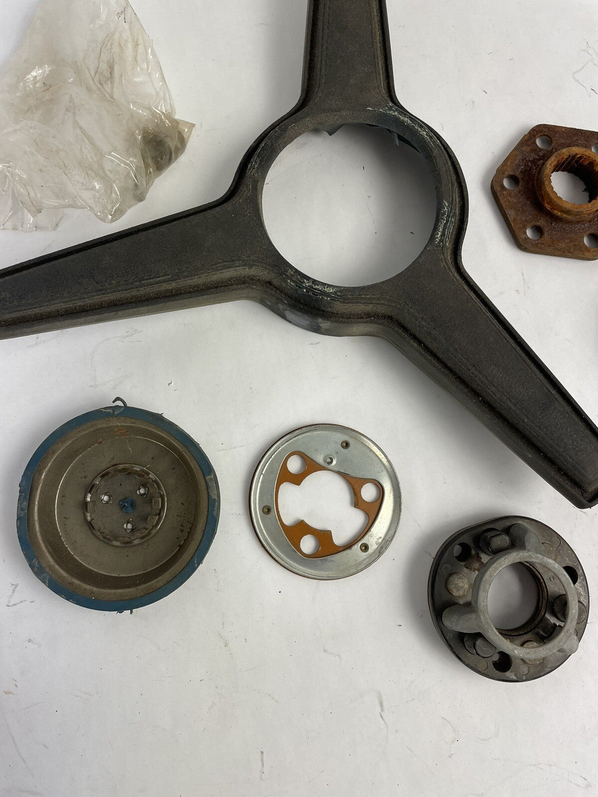 Mopar 3-Spoke Steering Wheel Center Cuda Challenger 1971