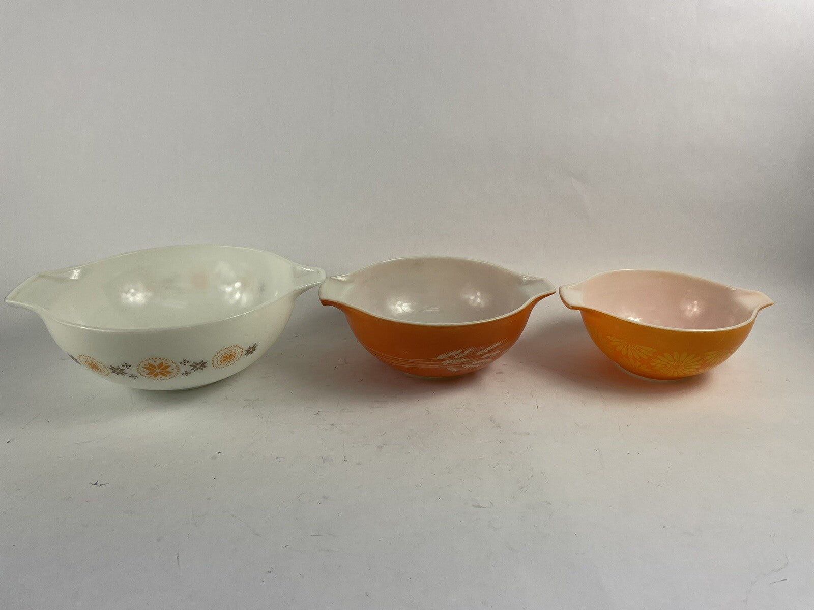 VTG Pyrex Gooseberry Cinderella Nesting Bowl Set 3 Orange White 442-443-444