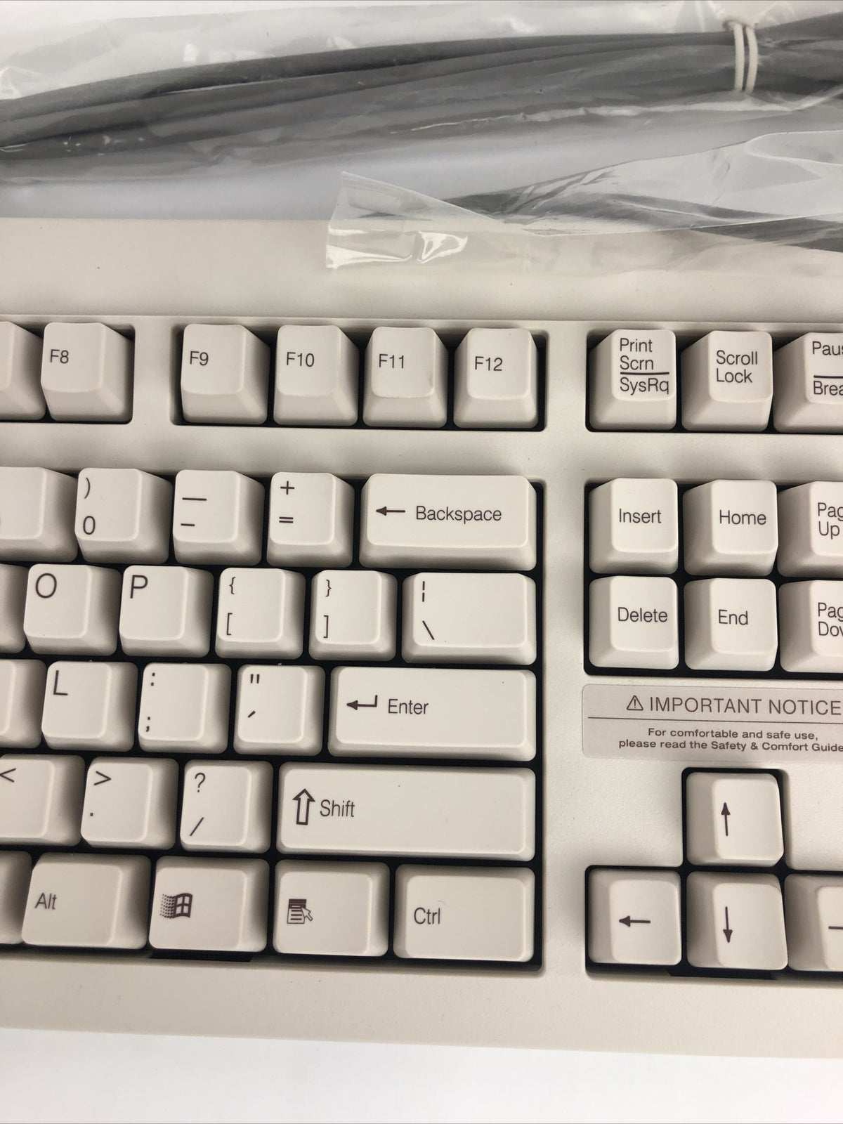 Vintage Compaq Computer Keyboard Mini 6 Pin RT6656TW Wired Computer Keyboard NEW