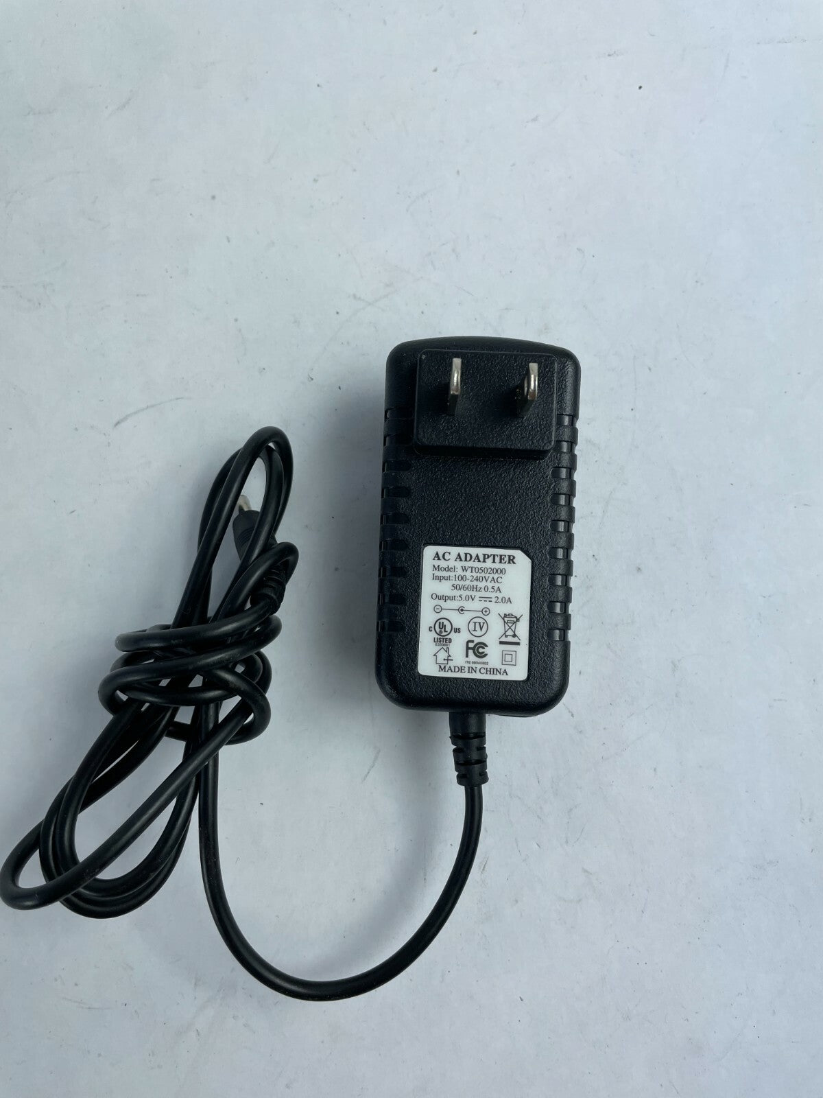 Genuine Ac Adapter WT0502000 Output 5.0 V 2.0 A Power Supply Adapter A75