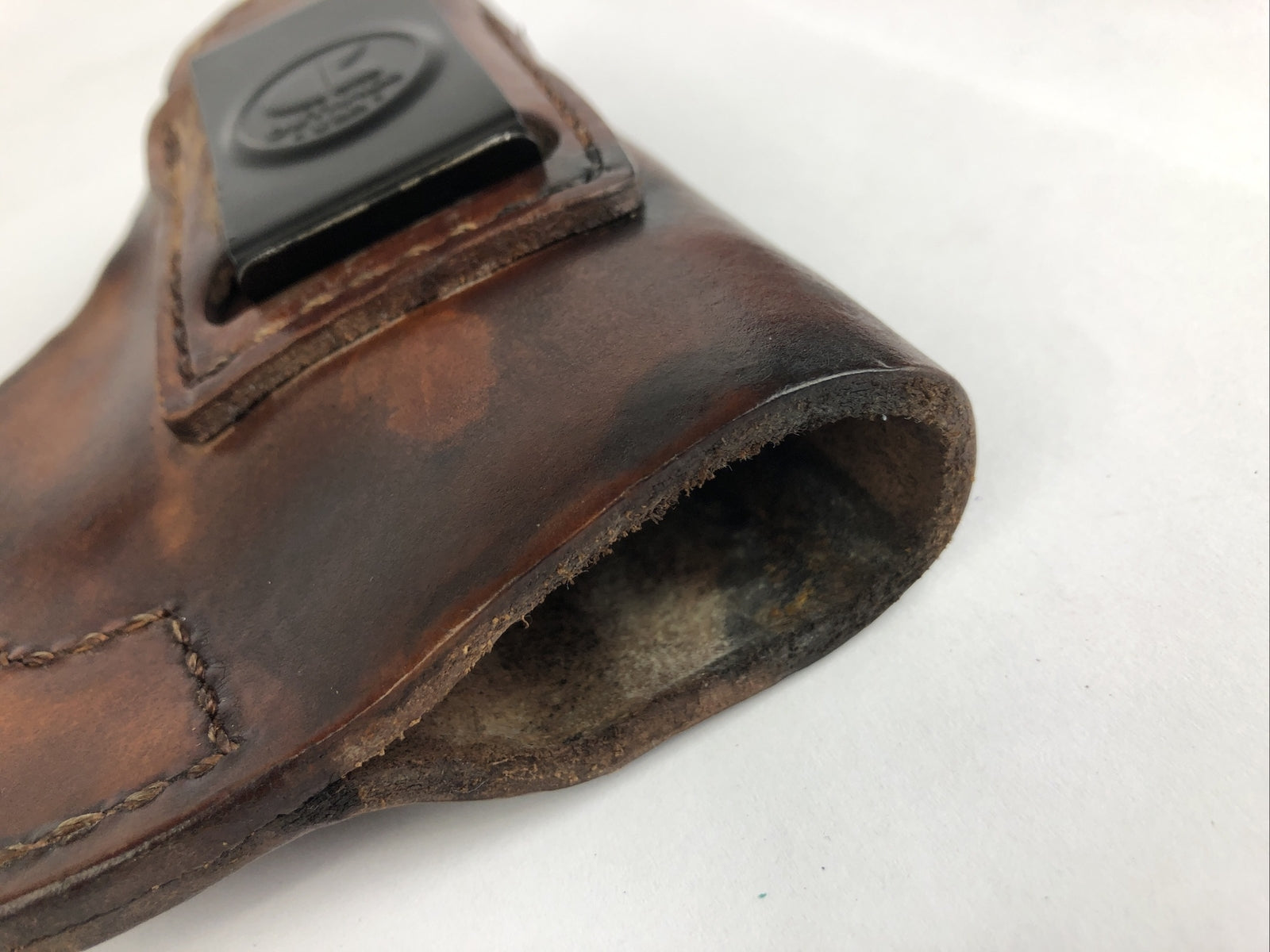 Vintage Outback Leather Pistol Holster w Metal Belt Clip - LOOK