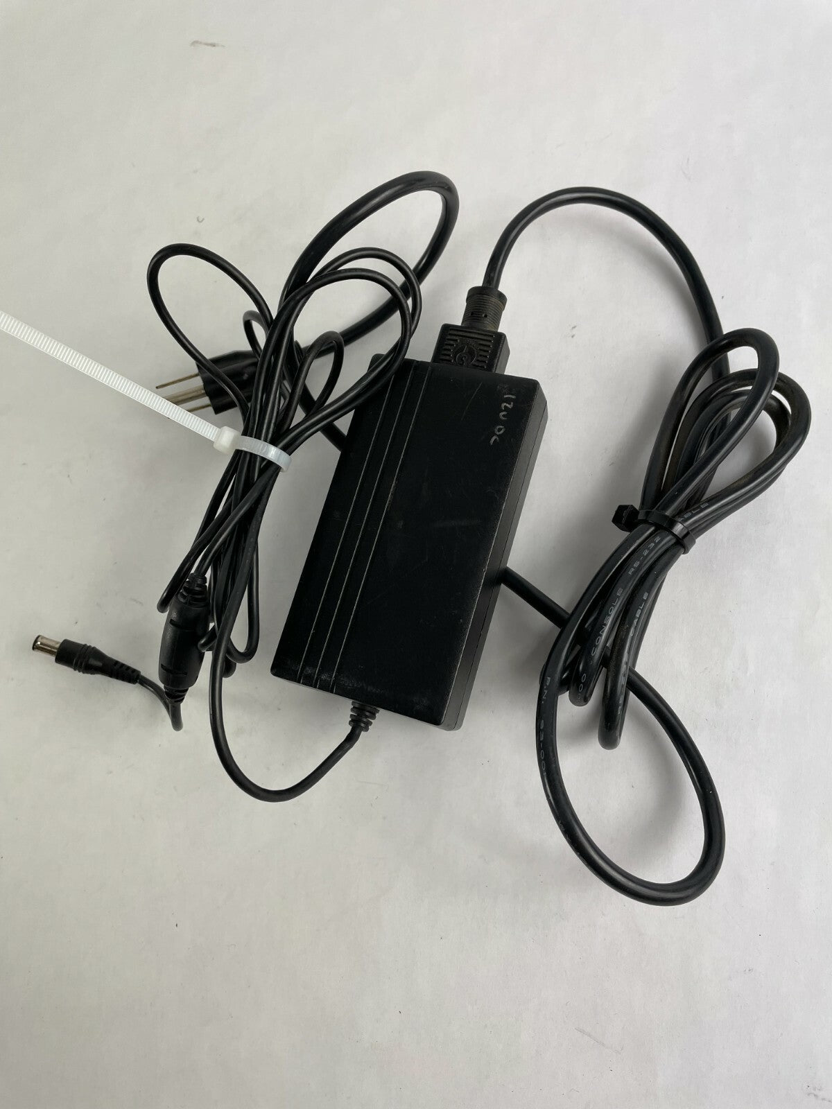 Genuine Samsung Ac Adapter PSCV360104A Output 12 V 3 A Power Supply Adapter A82