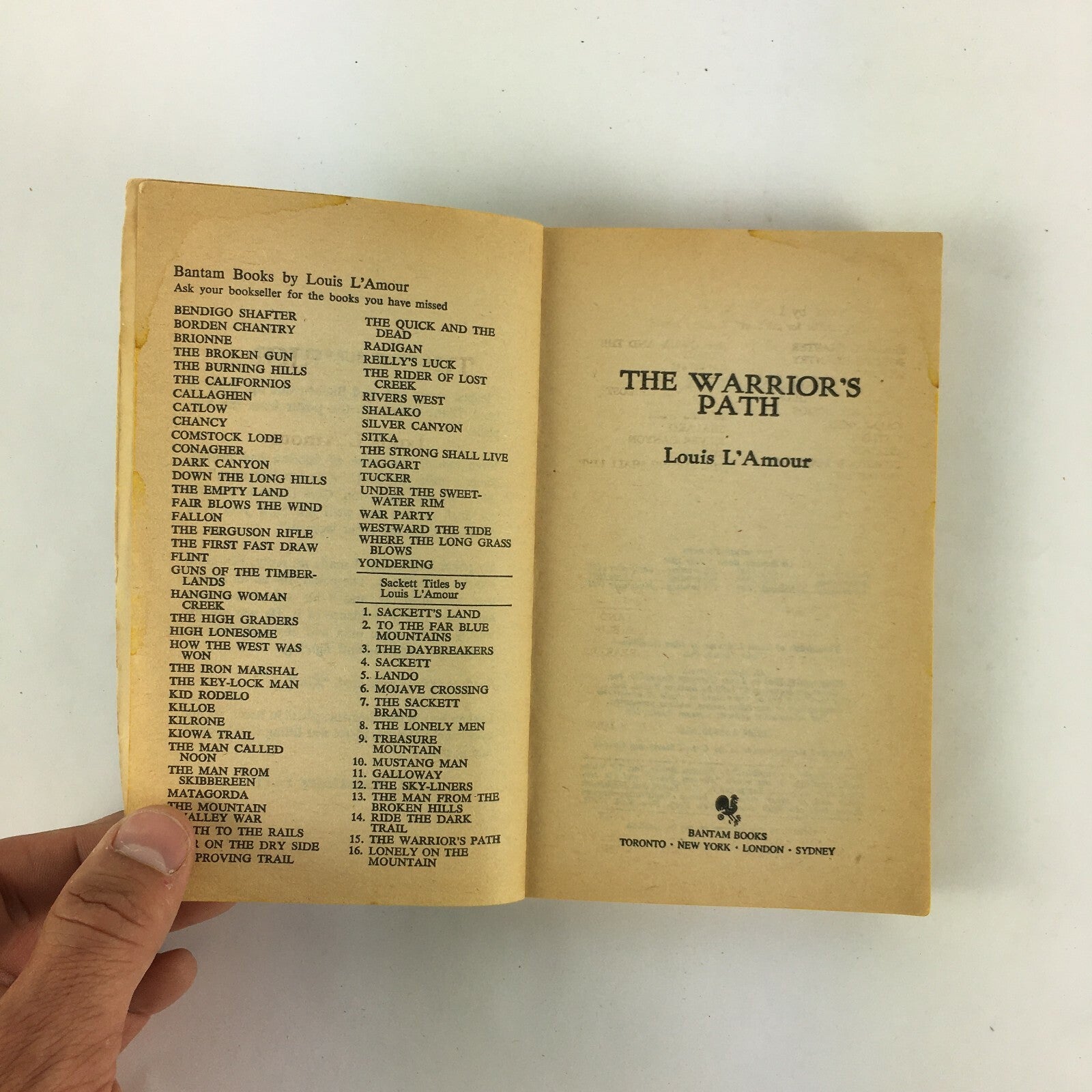 The Sacketts Louis L'amour The Warrior's Path