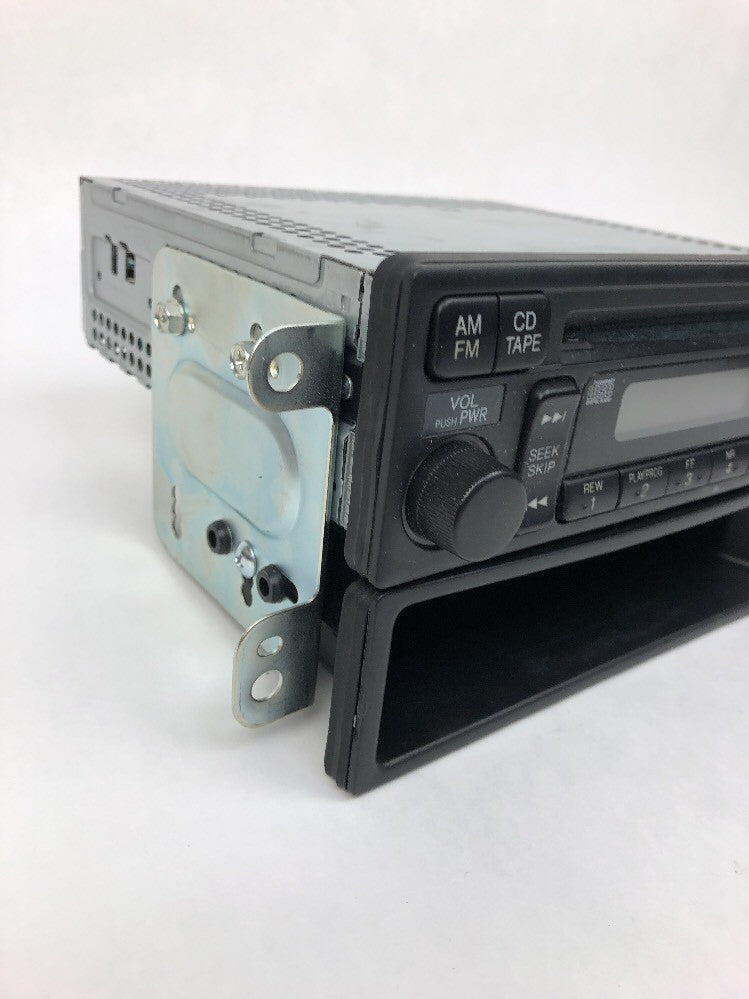 HONDA ACURA Car Stereo AM FM CD part# 39100-SCV-C010-M1 MF711AC Japan