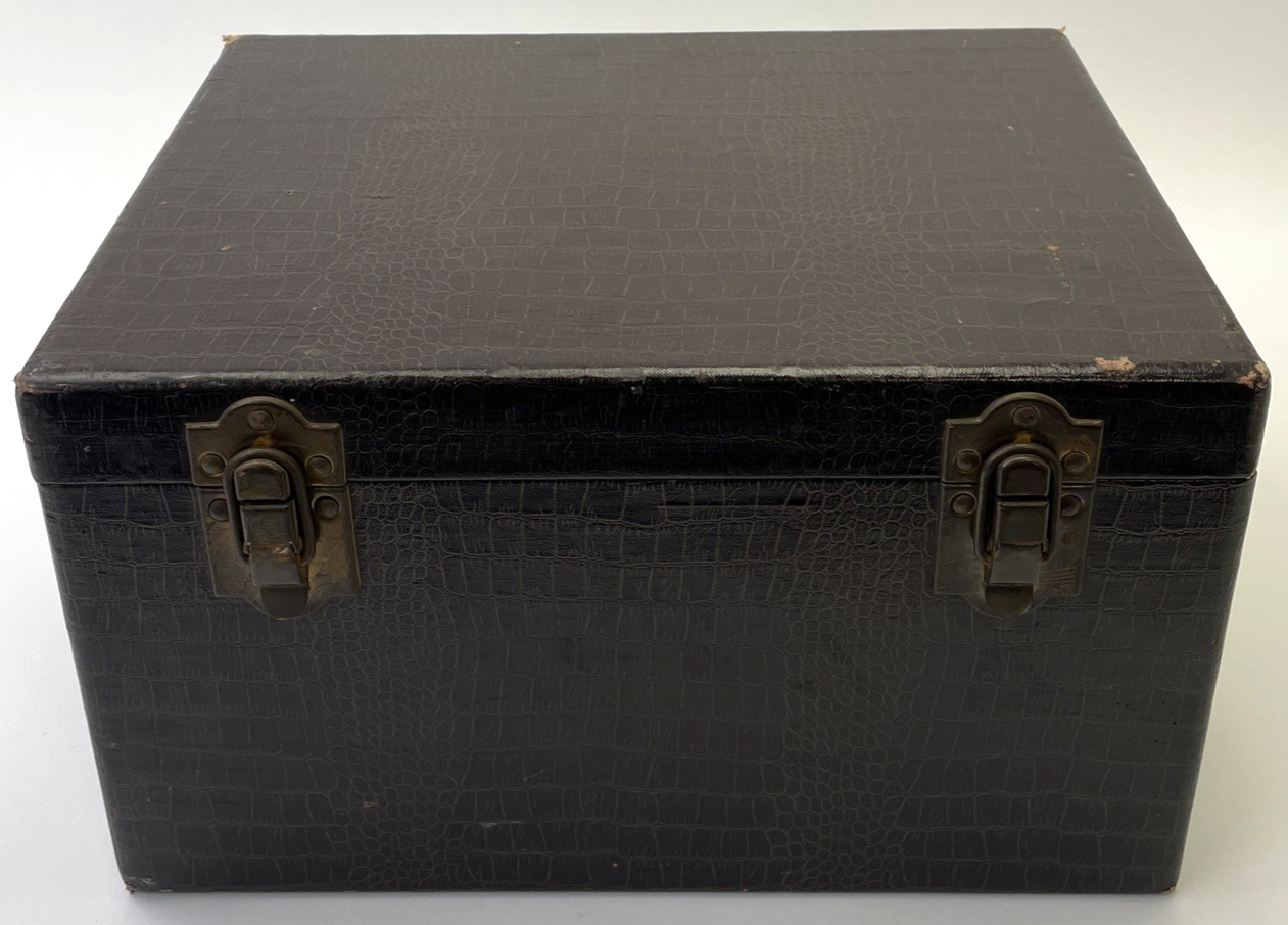 Vintage Keystone K-160 16mm Movie Projector Wollensak Sunray Lens, Case and Oil