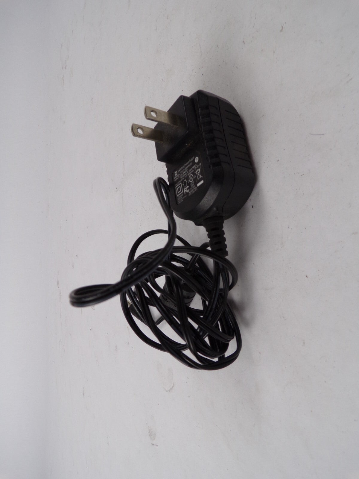 Genuine TL TL01-050060U Ac Adapter Output 5 V 600mA Power Supply Adapter A55