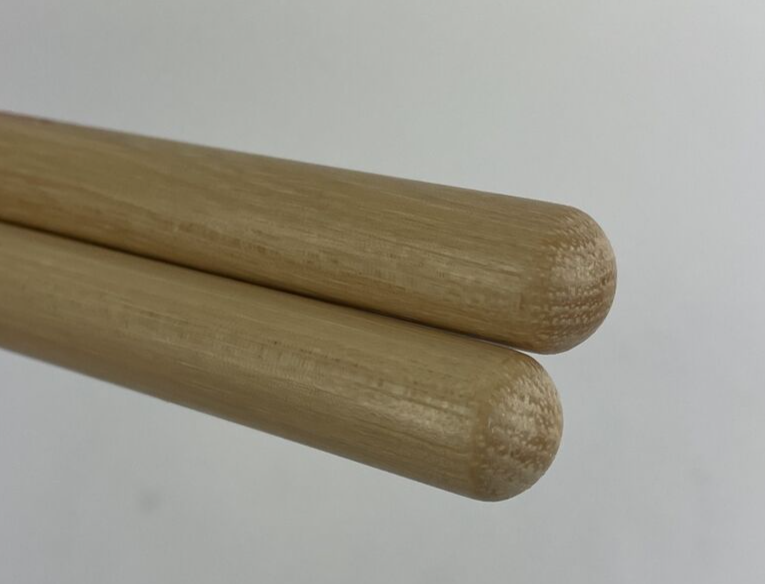 Vic Firth American Classic Hickory Drumsticks Wood 8D Made in the U.S.A. - LOOK