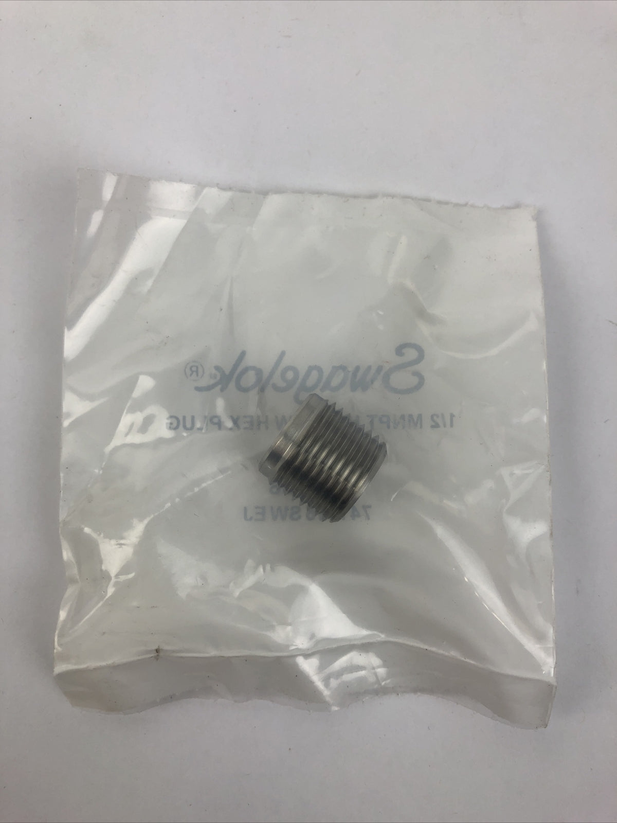 SWAGELOK 1/2 MNPT Hollow Hex Plug SS-8-HP 741315SWEJ New- Free Shipping