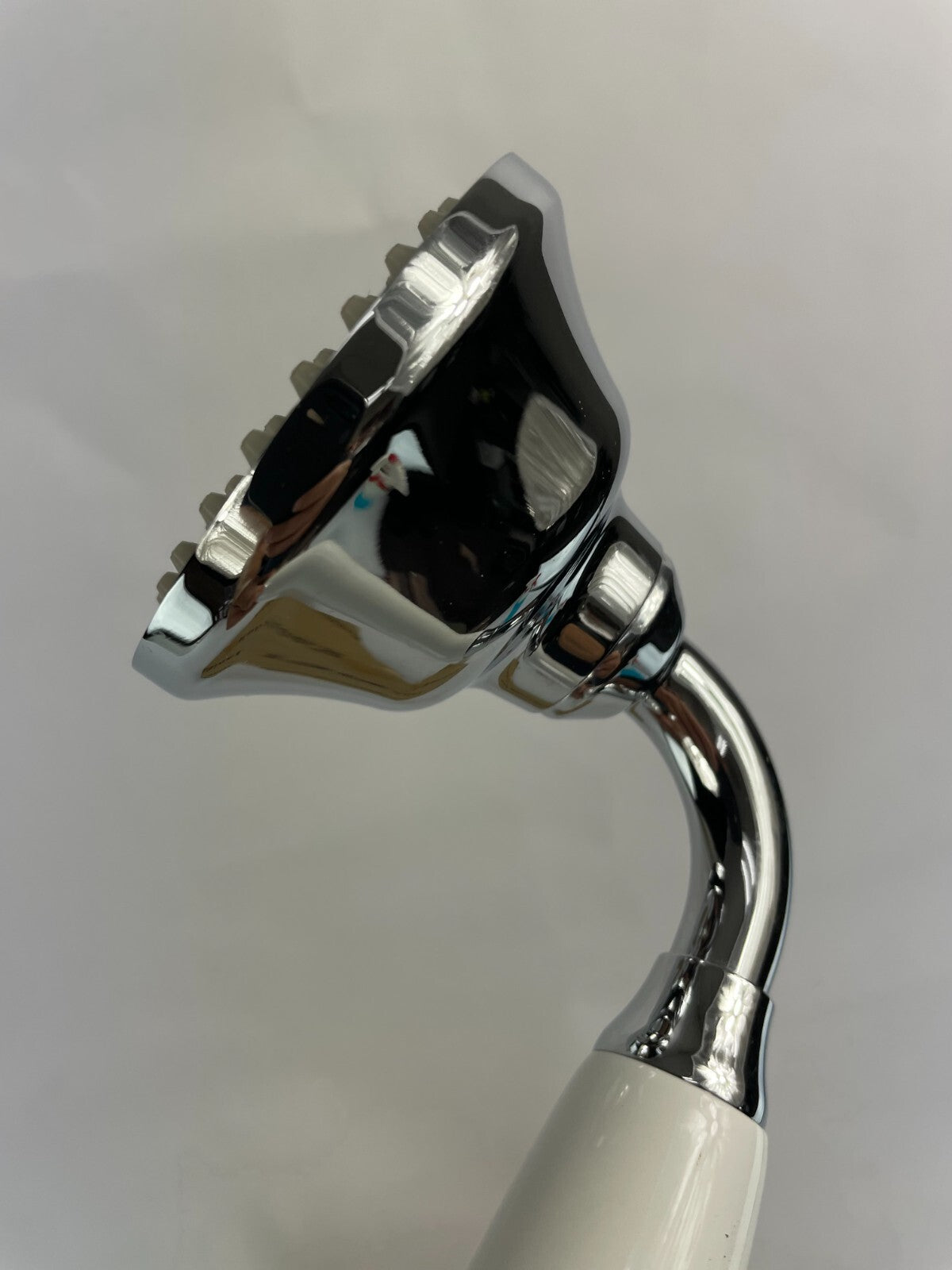 Rubinet 9HS26 deck mount hand spray polished chrome bathroom fixture