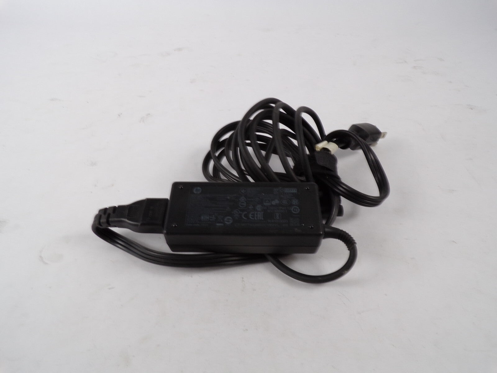 Geniue AC Adapter HB1NN-CA0C Output 5 V 2.31 A Power Supply Adapter A85