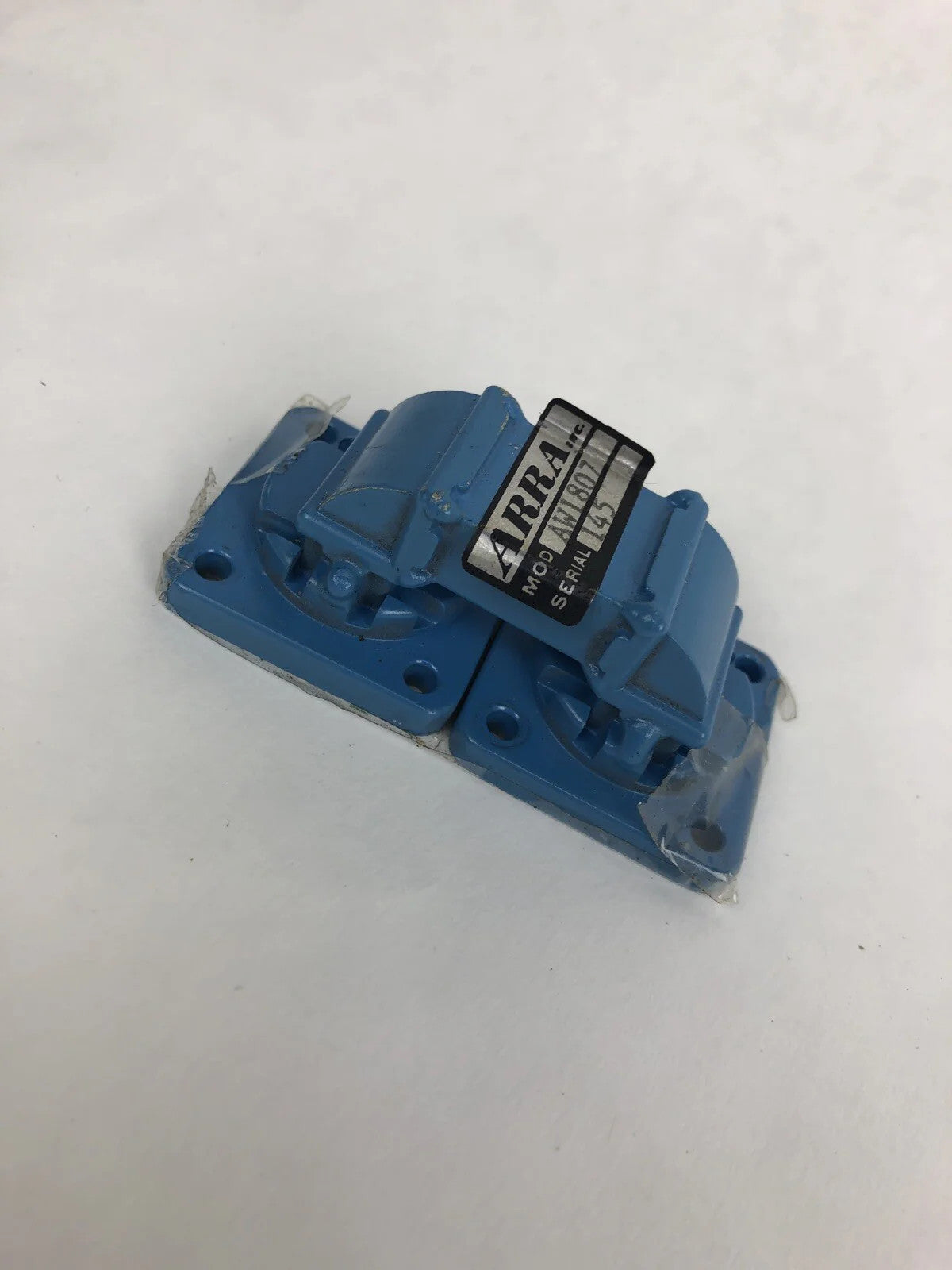 Arra AW1807 Waveguide Crossguide 12.4 to 18 GHz, 1.05 VSWR, 180° E Plane Bend