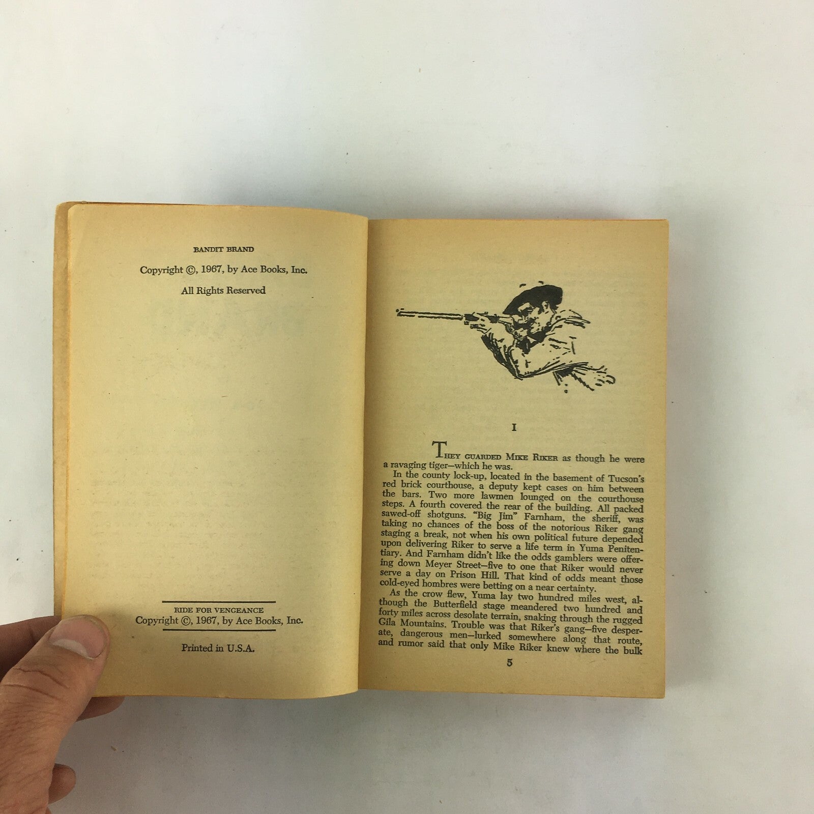 Bandit Brand Tom West When outlaws masquerade deputies are in double danger