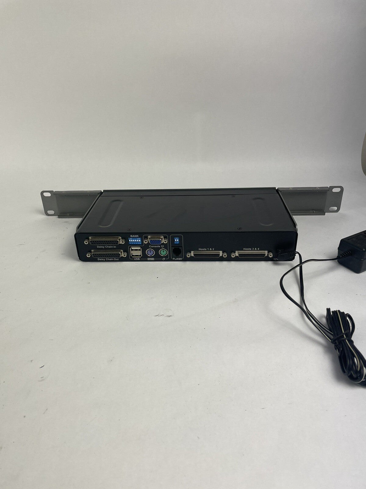 Belkin OmniView PRO3 8-Port KVM Switch Server Control System F1DA104Z