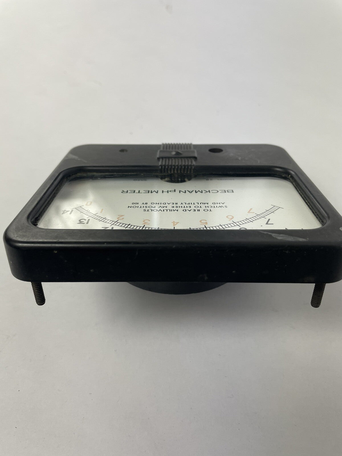 Beckman Century analog PH meter 0 to 400 millivolts