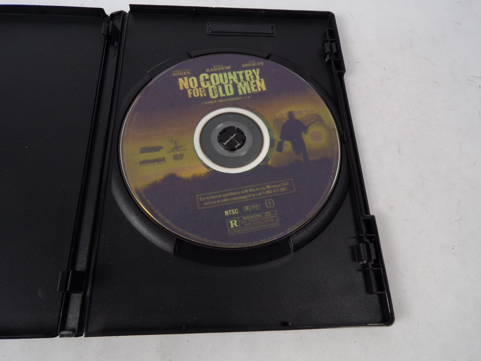 No Country For Old Men "An Instant Classici" There Are No Clean GetawaDVD Movies