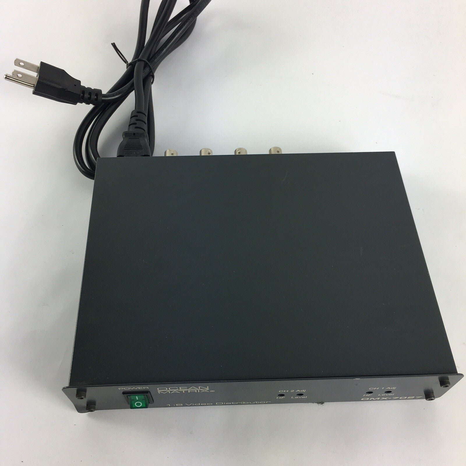 Ocean Matrix OMX-7027 1x8 Video Only Distribution Amplifier