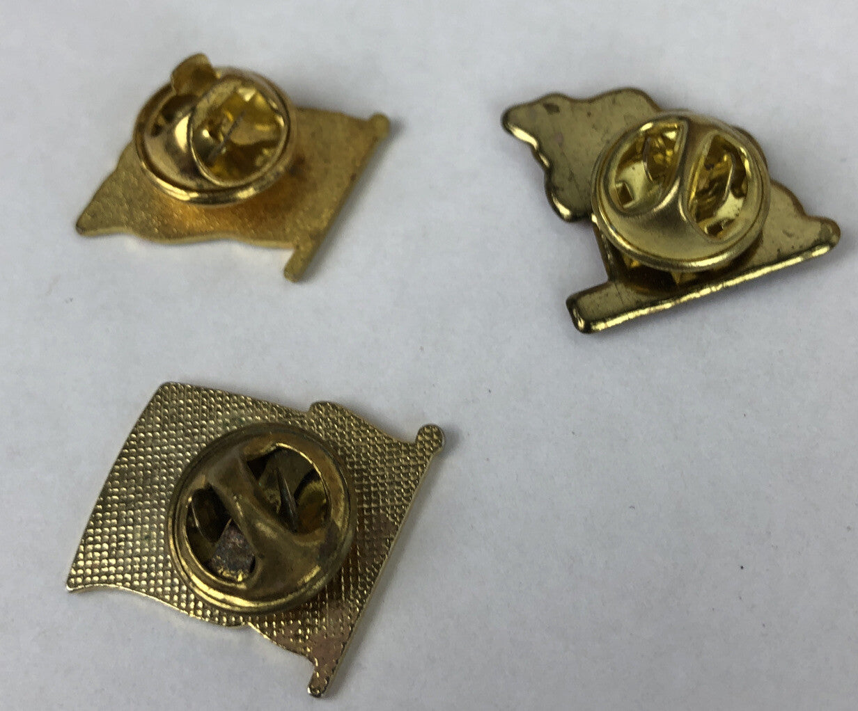 3 x AMERICAN FLAG USA LAPEL PIN 0.75" See Images USA - Vintage - Free Shipping