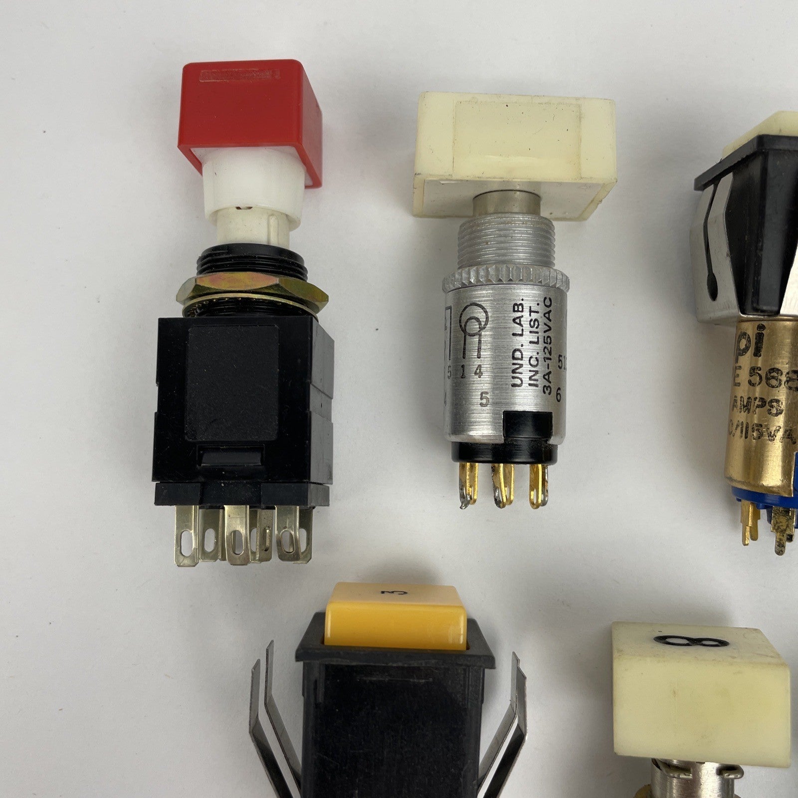 Lot of Assorted AMPEX UND LAB DIALITE IPI Illuminated Push Button Switch - LOOK