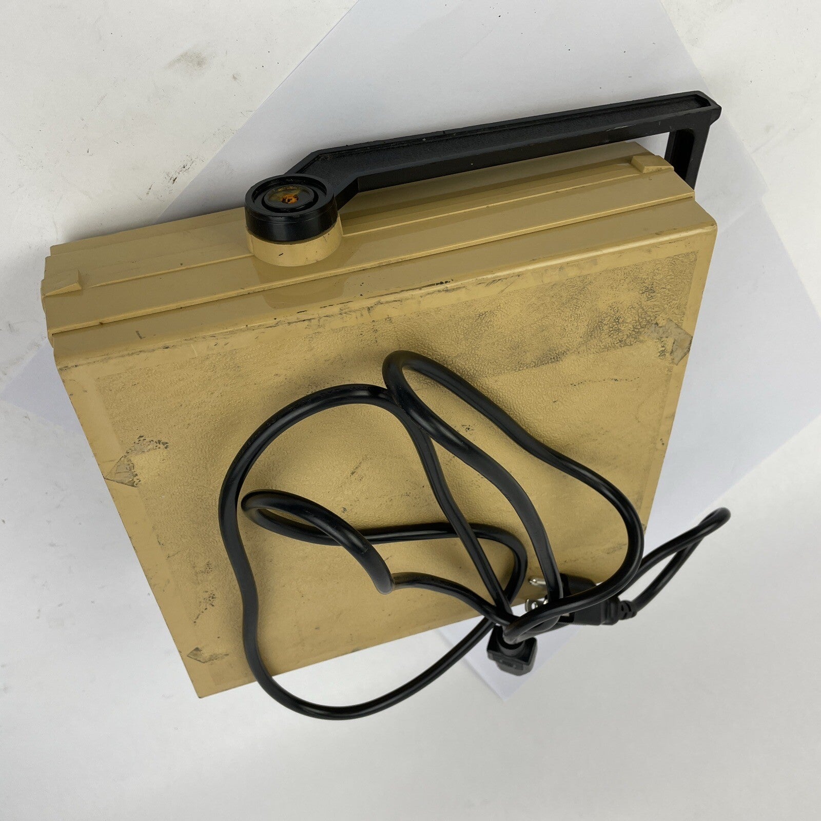 RFL Industries 904 GAUSSMETERA.C. Voltage 50 / 60 Hz 230V 115V - USA Made