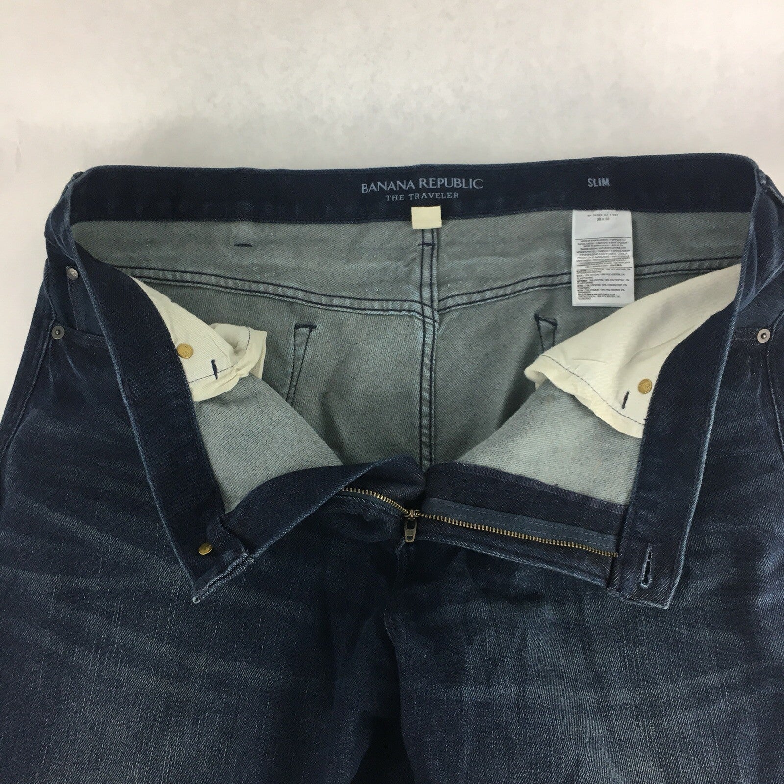 Banana Republic Mens Jeans The Traveler Slim 38x32 Blue Wash