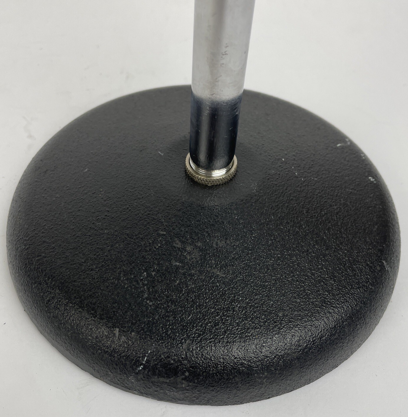 Vintage OEM Atlas DS-5 Microphone desk stand D7-5 DS-10 w Shure Mic Clip 5