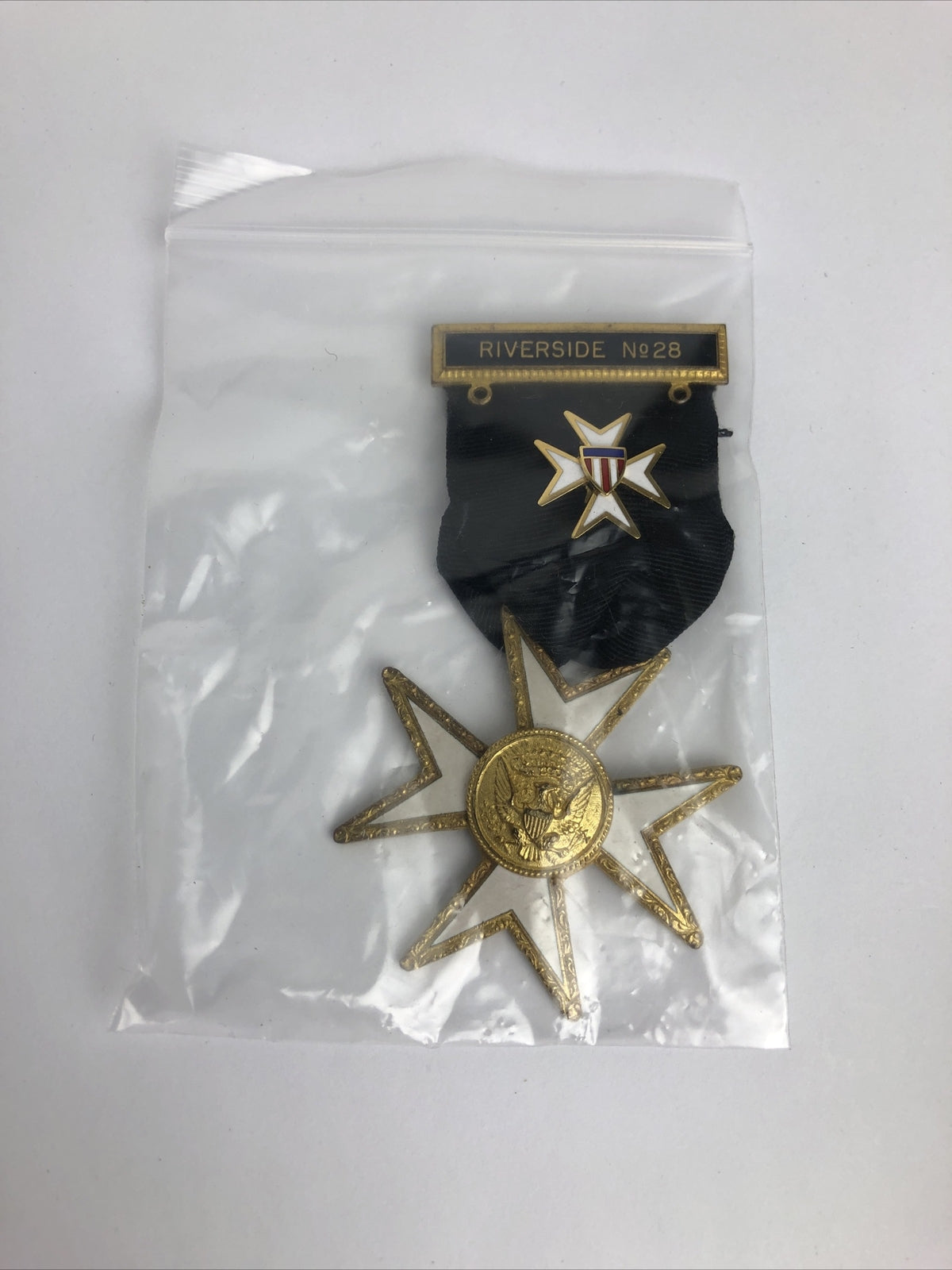Vintage Ames Medal Masonic Iron Cross Pluribus Unum Riverside No. 28