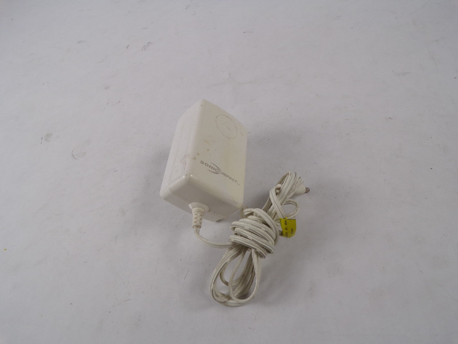 Genuine Switching Mode Power FM060015-US Output 6V 1A A Power Supply Adapter A85