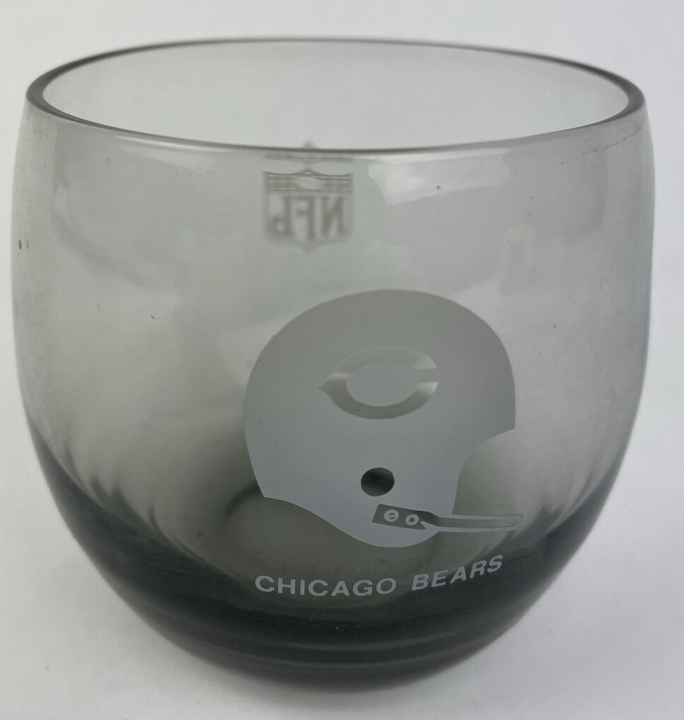 Vintage NFL Chicago Bears Football Club Smoked Highball Rocks 11 oz. Glass TMBLR
