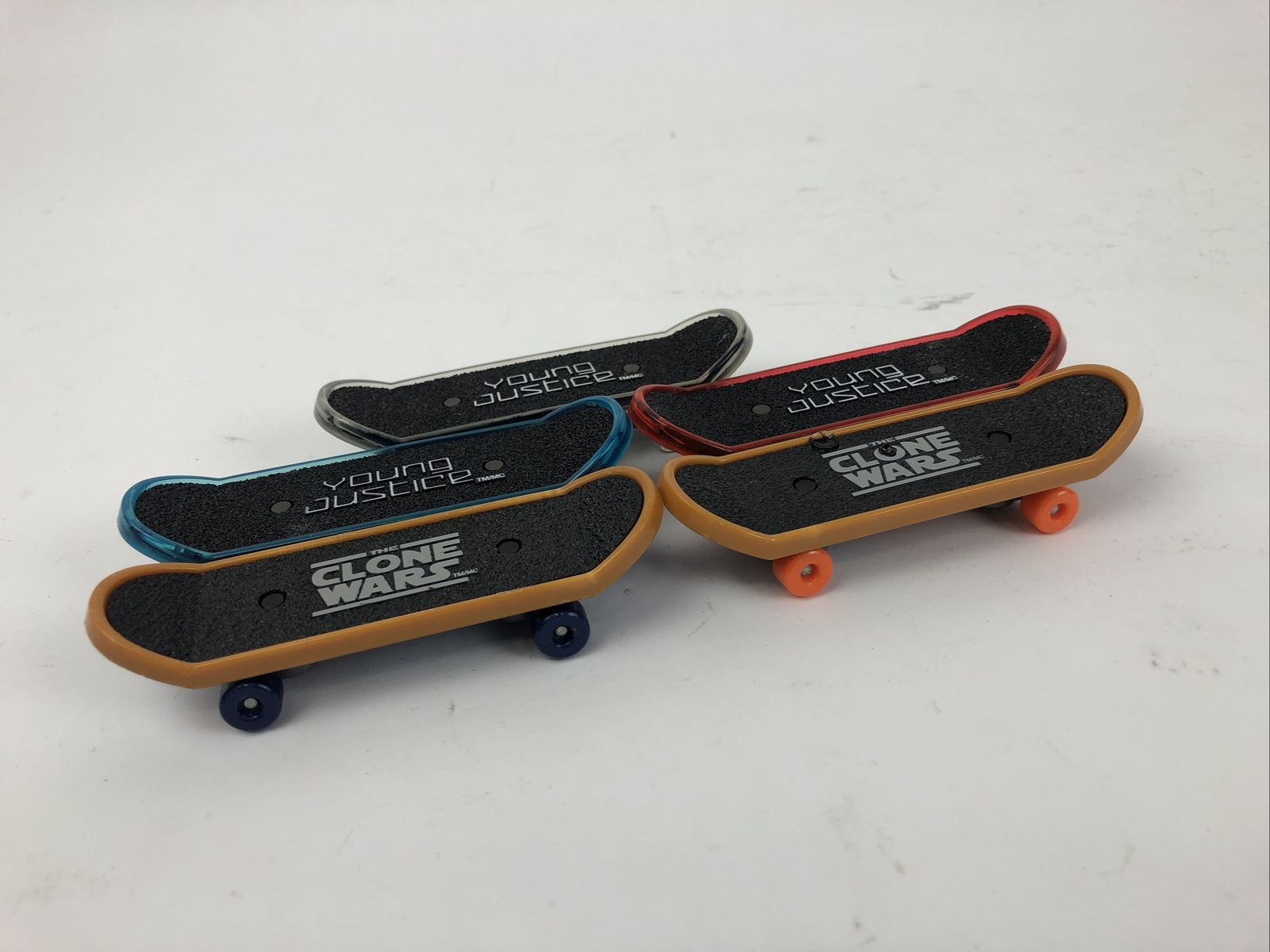 Lot of 5 Finger Skateboard Star Wars Clone Wars / Young Justice McDonald's Kids