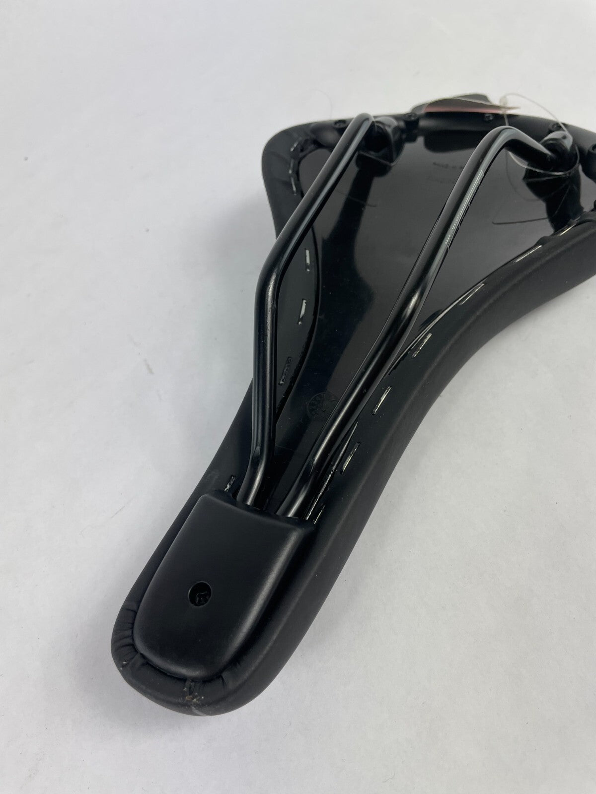 Selle Royal Explora Athletic comfortable black bicycle saddle for fitness commuter and recreational cycling