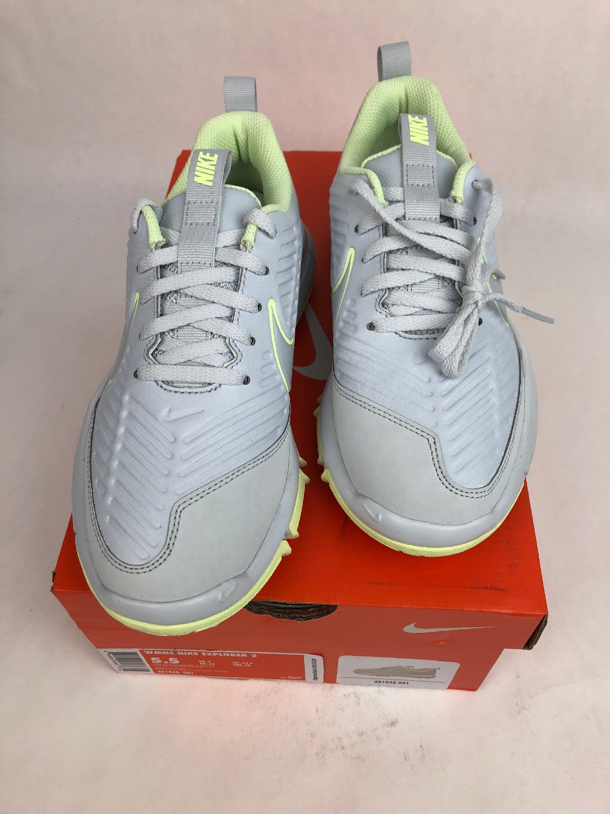Rare Nike Golf Explorer 2 water resistant platinum women golf shoes size 5.5 AA1846 001