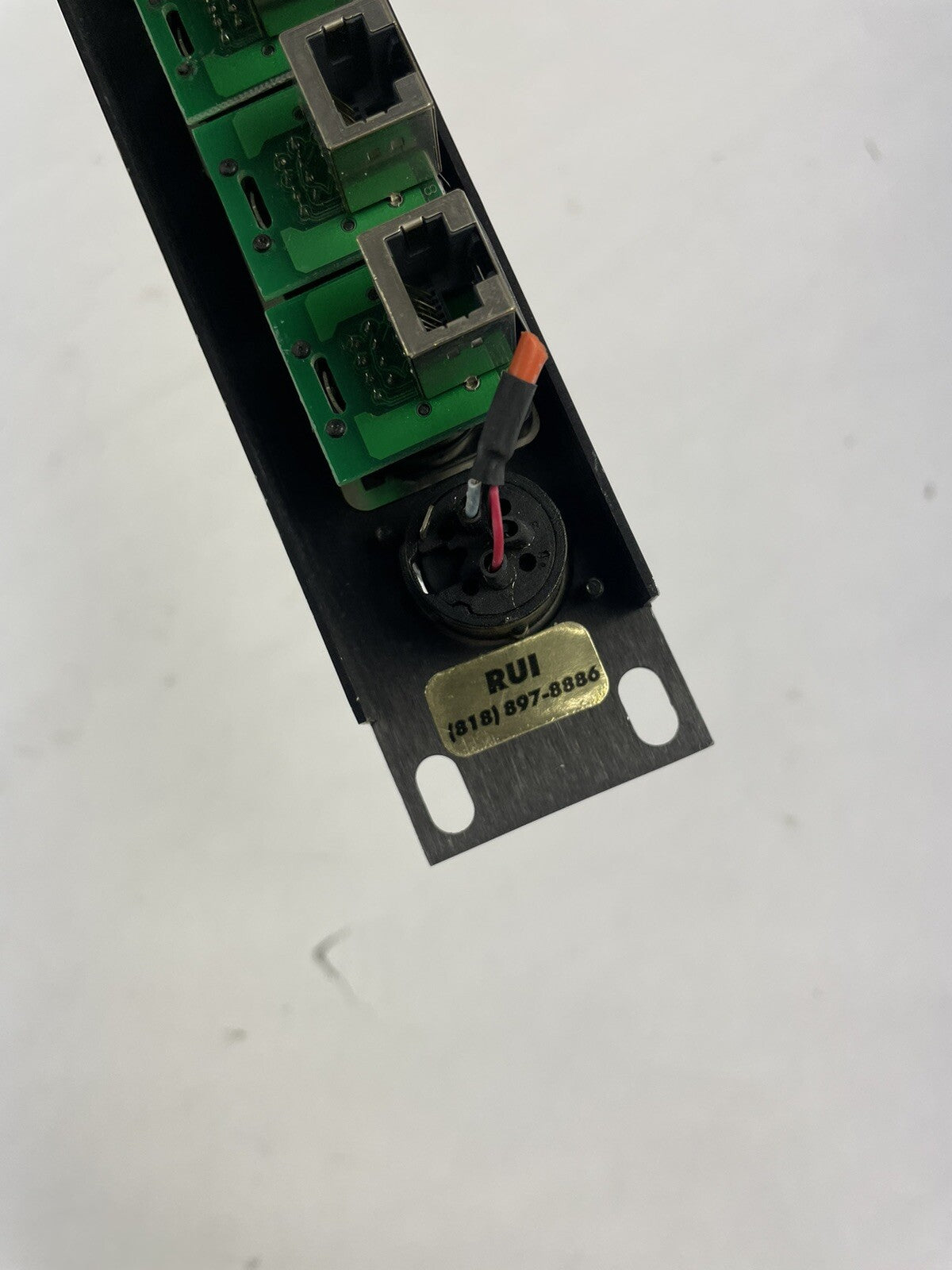 RUI AMP-1 RACK AUDIO PANEL 16 CHANNEL BNC Neutrik NE8FAV-Y110 DB9 Connector XLR