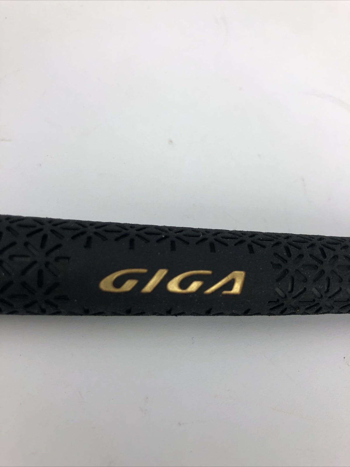 GIGA Golf Japan professional golf grip black and orange undersize women's grip
