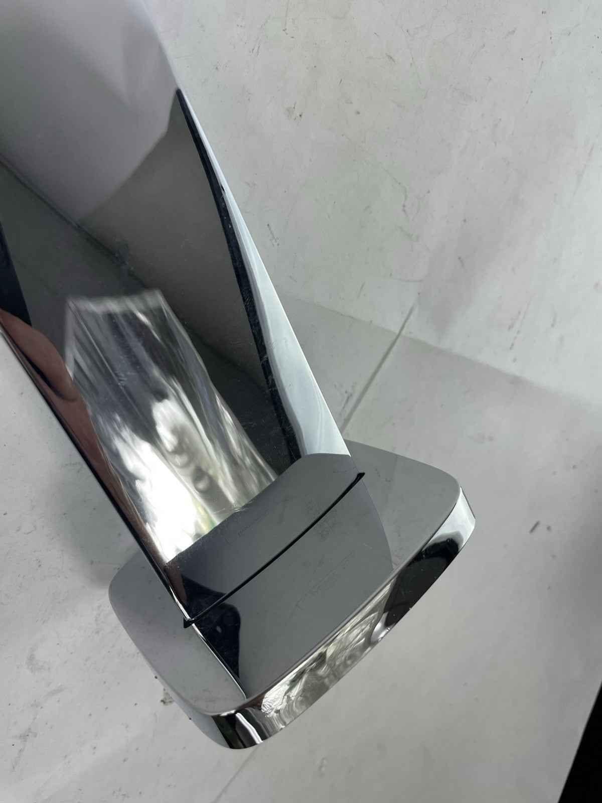 Hansgrohe PuraVida chrome rain shower head with arm and flange demo model
