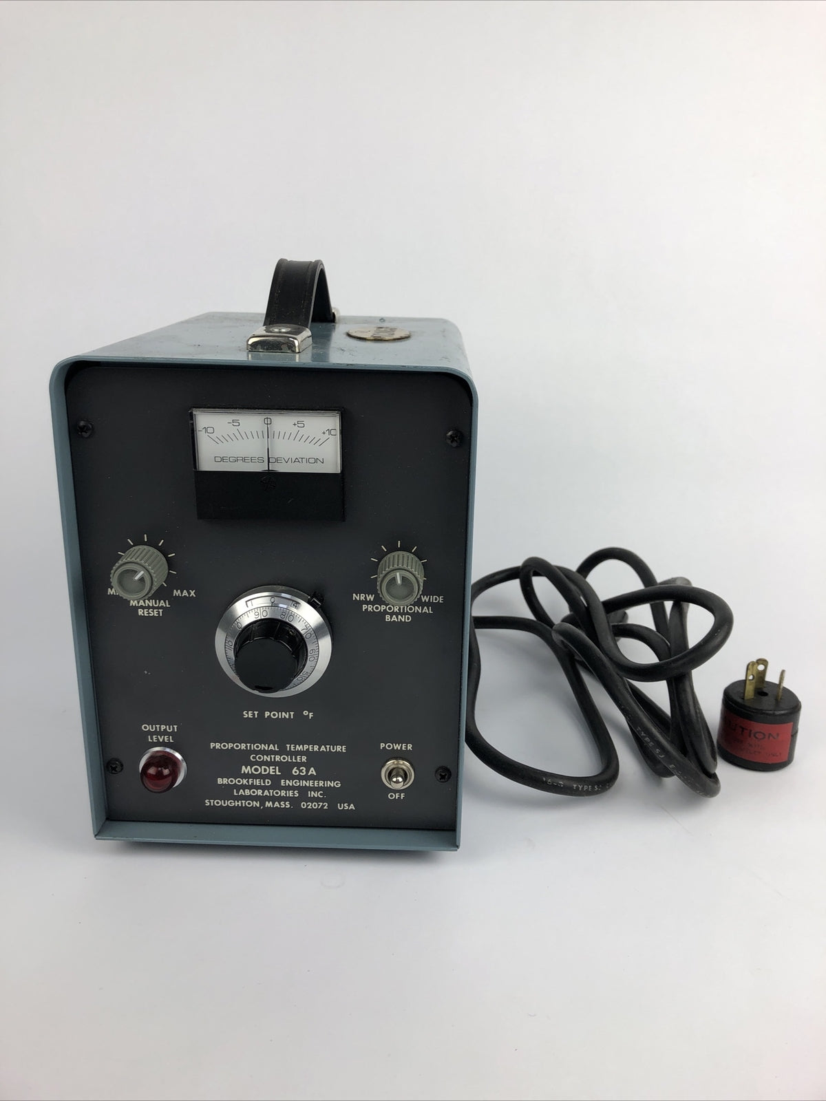 Brookfield Labs ATHENA CONTROLS MODEL 63A PROPORTIONAL TEMPERATURE CONTROLLER
