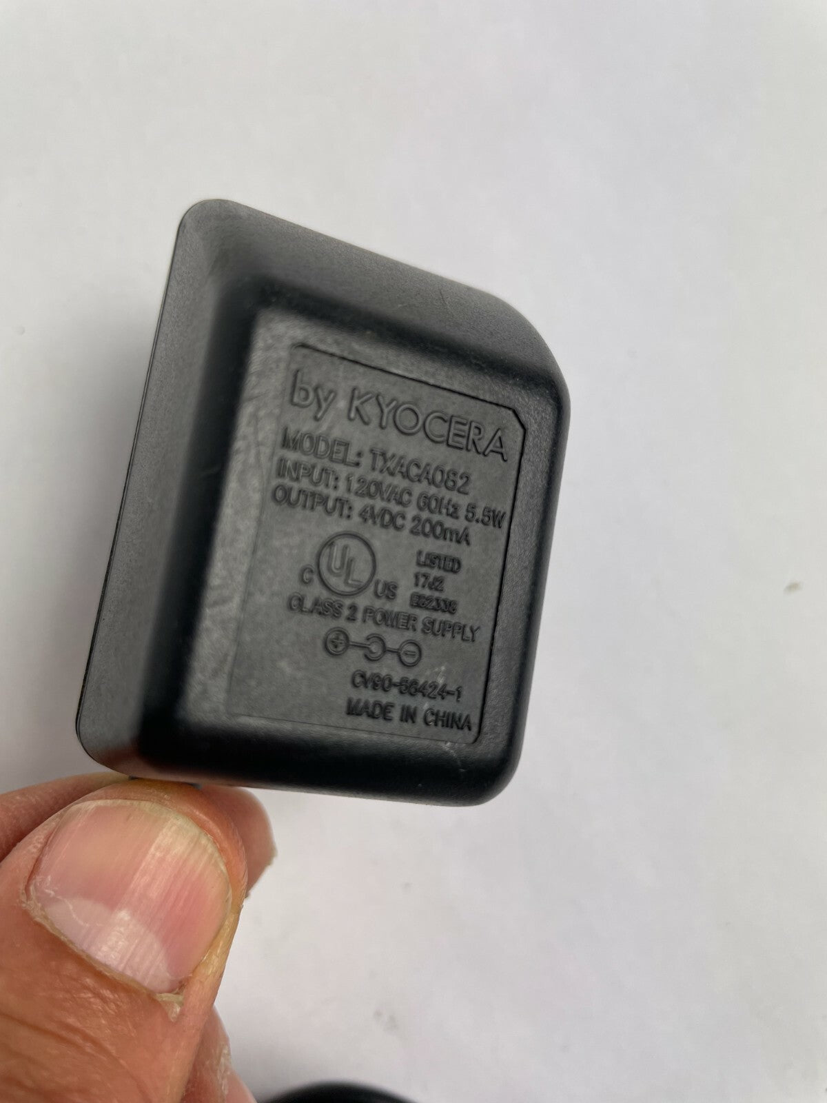 Genuine Kyocera TXACA082 AC Adapter Output 4 V 200mA Power Supply Adapter A62
