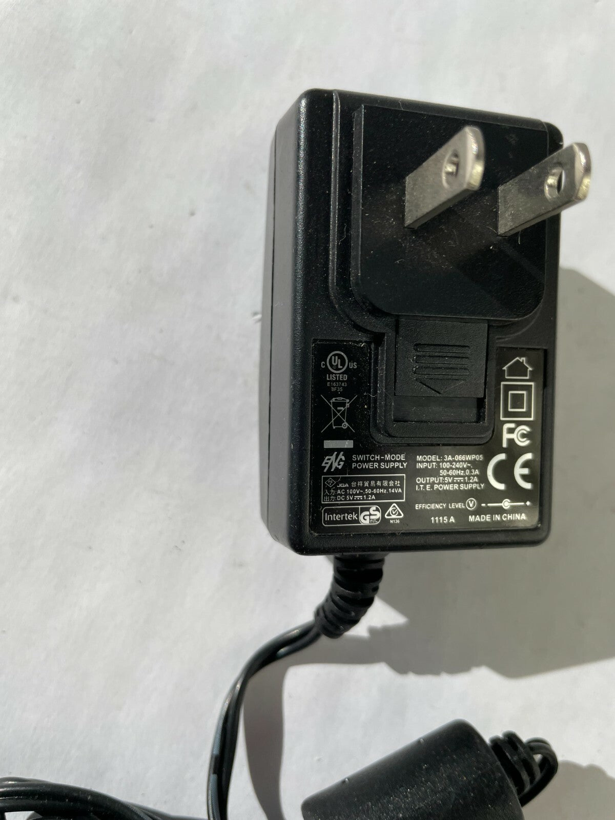 Genuine Ac Adaptor ENG 3A-055WP05 Output 5 V 1.2 A Power Supply Adapter A81