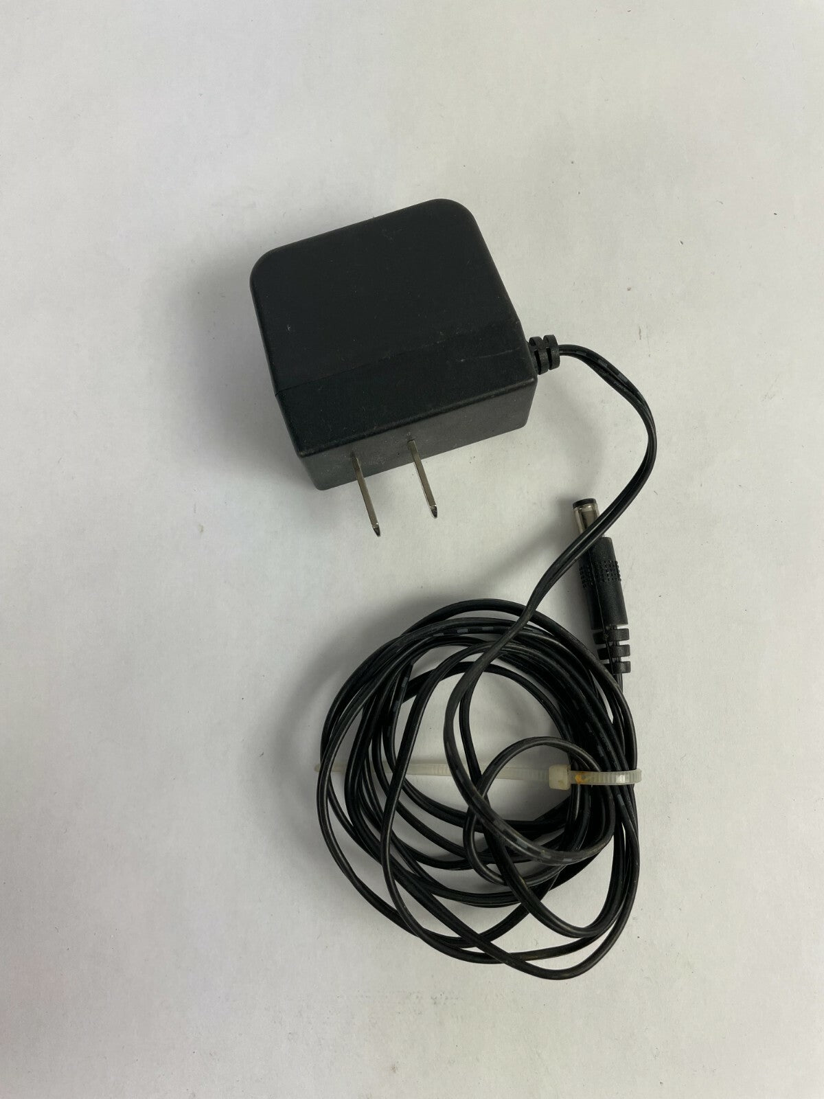 Genuine ITE PS-2.1-SWT AC Adapter Output 12 V 1 A Power Supply Adapter A51