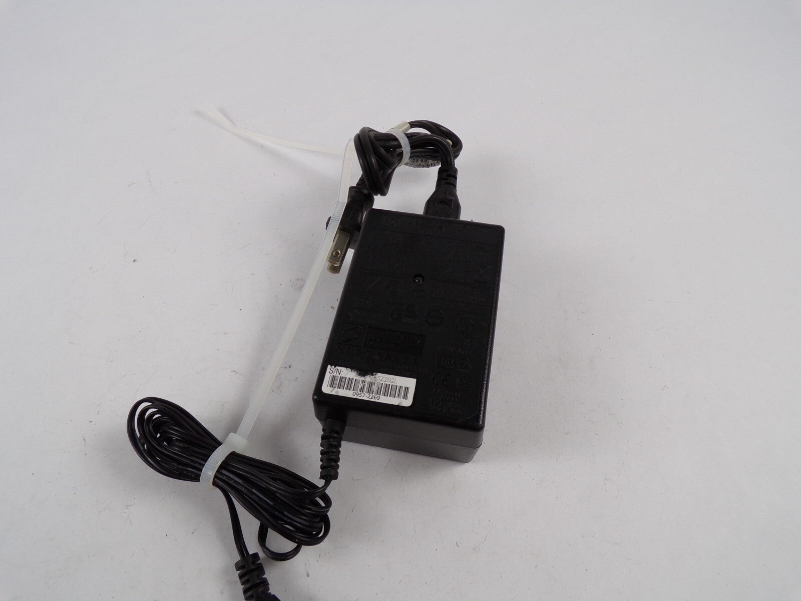 Genuine AC/DC Adapter 081749-11 Output 20V 2.25A Power Supply Adapter A00